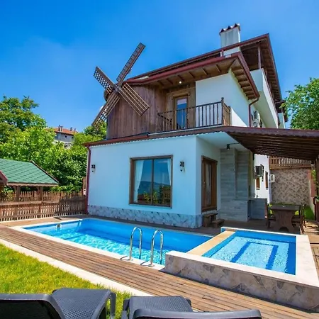 Y1 With Hot Pool, Jacuzzi , Sauna - 萨潘贾